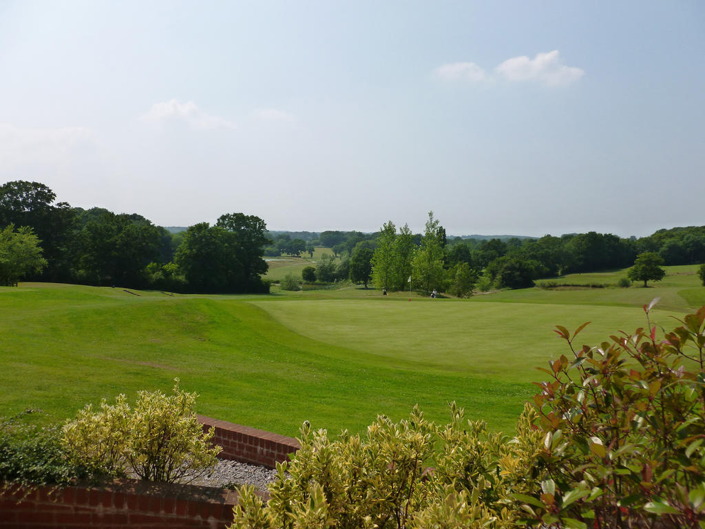 London Beach Country Hotel & Golf Club Tenterden Exterior photo